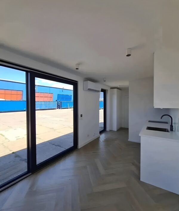 Custom 40ft Shipping Container House – GO Containers